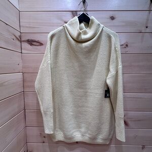 RD Style Light Yellow Turtleneck Sweater